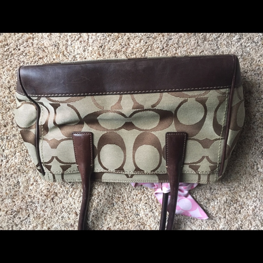 Authentic Coach Madison Purse - Picture 5 of 5